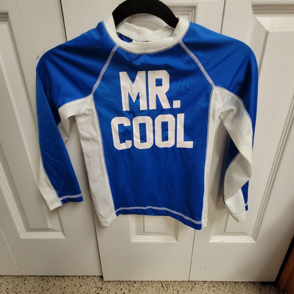 Gymboree sunscreen swimwear shirt